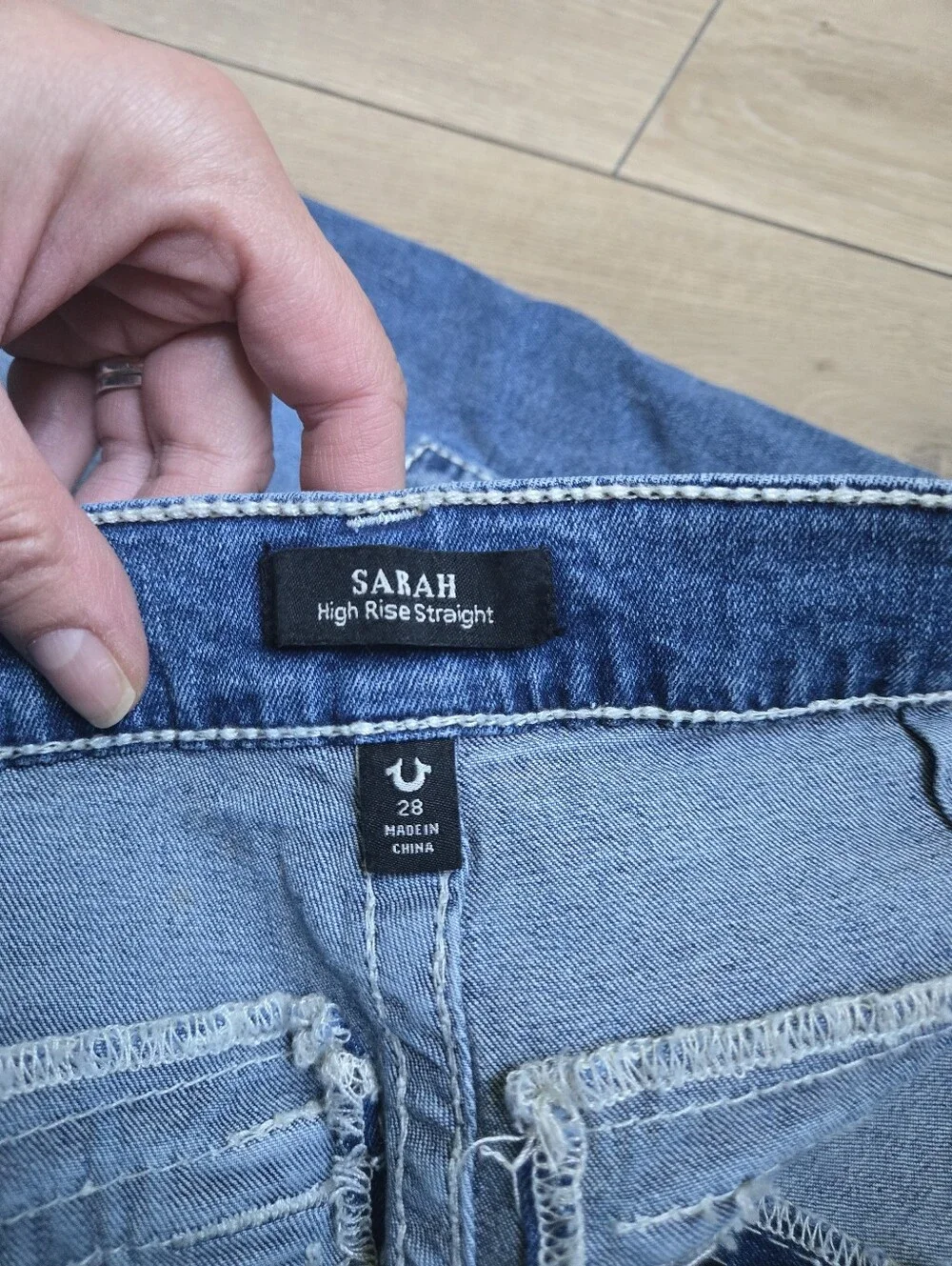 True Religion Big T Sarah Straight Fit Blue High Rise Jeans Size 28 - Picture 6 of 10